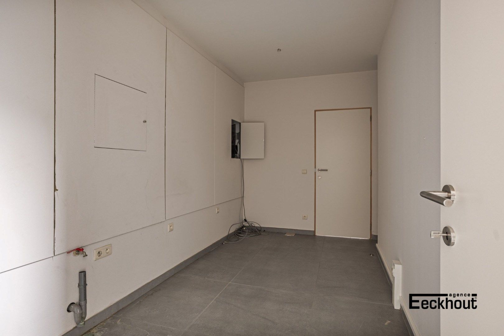 Zeer ruim duplexappartement met terrassen vlakbij de Spuikom! foto 13