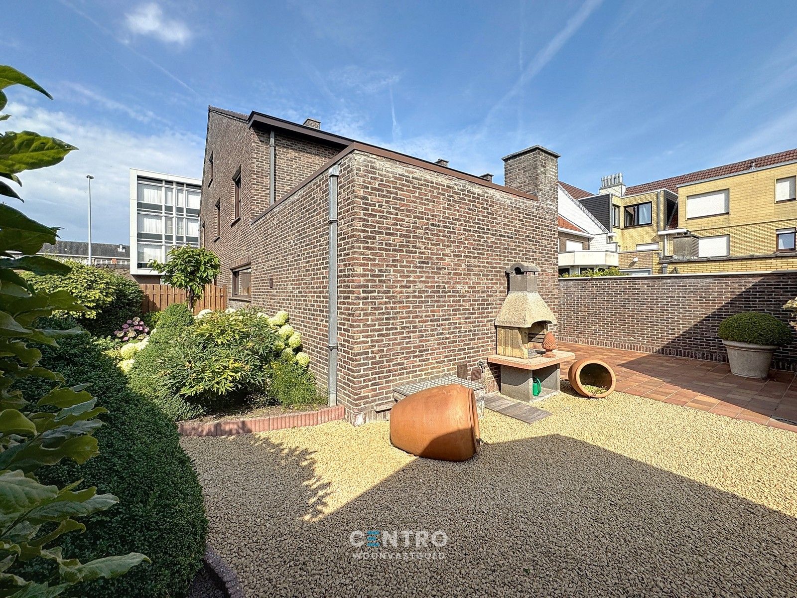PERFECT ONDERHOUDEN woning met 4 slpks en 2 garages! foto 20