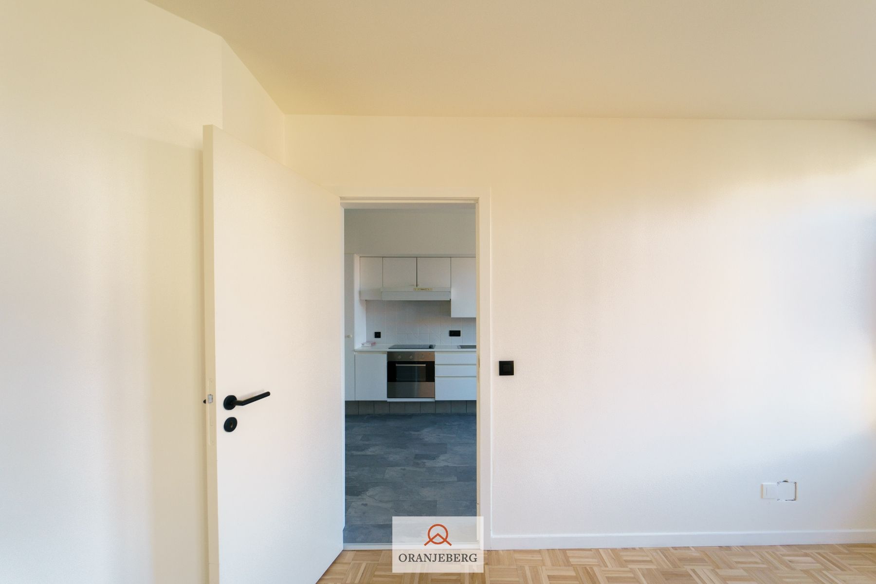 Ruime 2slpk-appartement vlakbij Begijnhof en Gravensteen foto 16