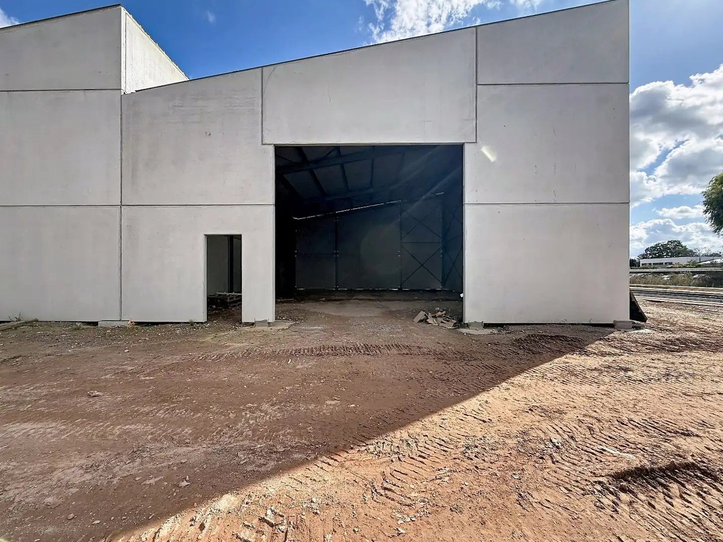 Loods E te koop – 241,20 m² KMO-zone Ardopoort te Roeselare foto 3