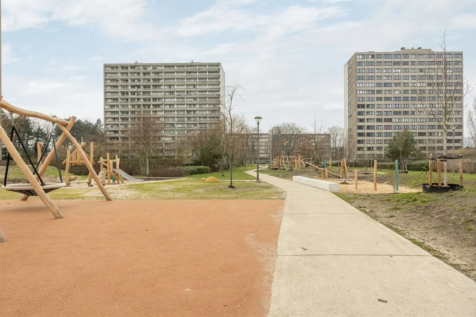 Lichtrijk hoekappartement met 3 slaapkamers foto {{pictureIndex}}