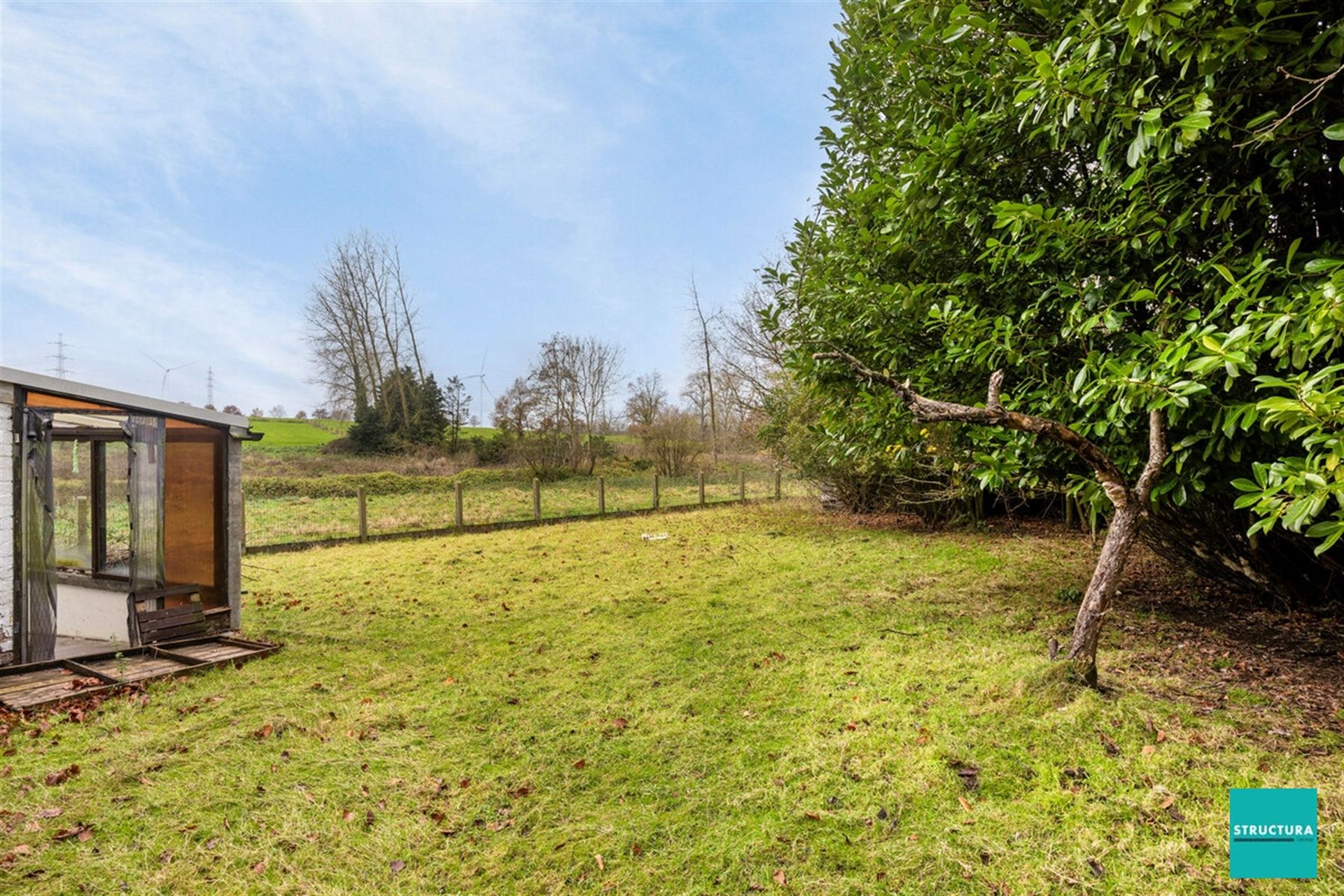 Te renoveren woning in het mooie Brussegem foto 16