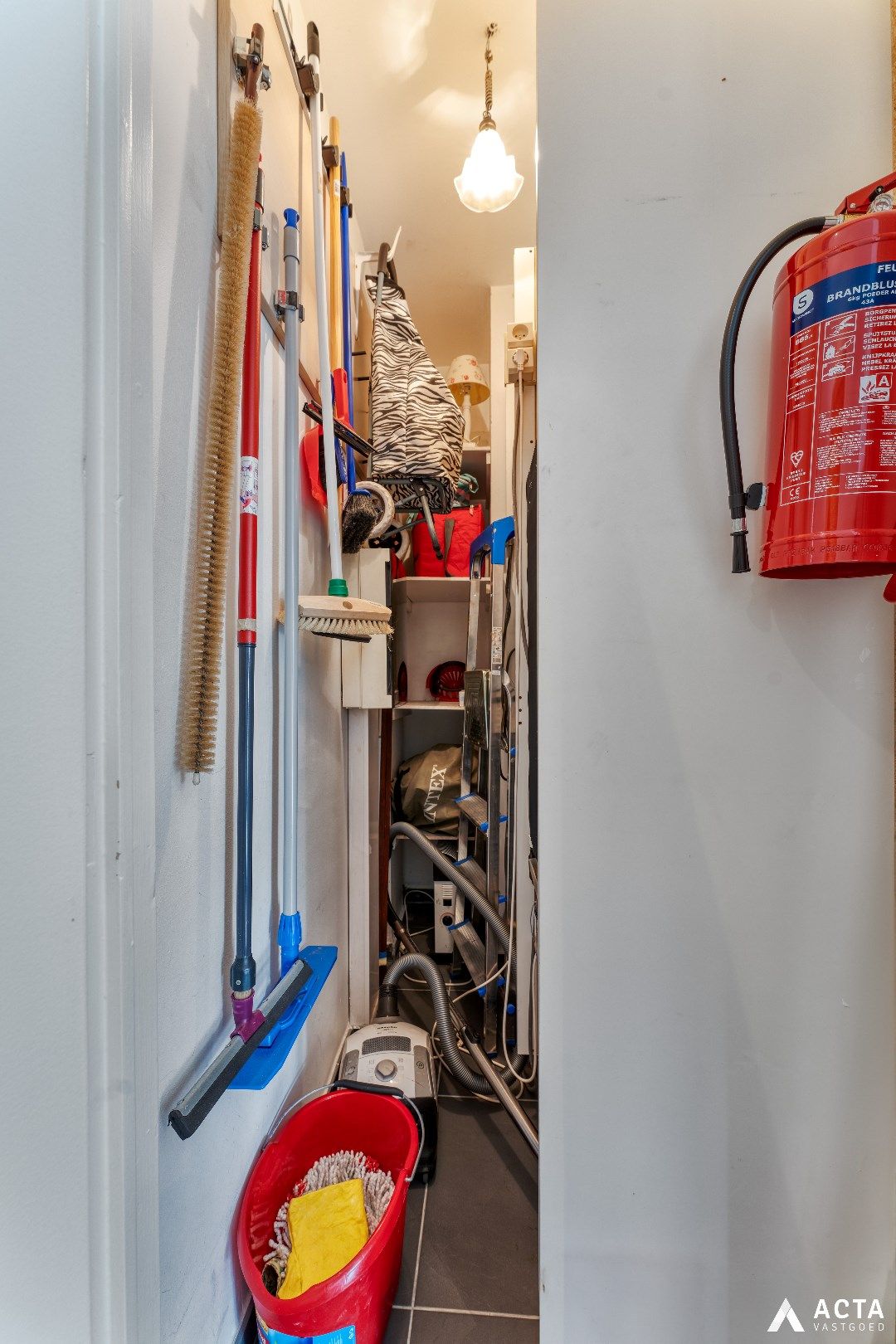 Gerenoveerd hoek-appartement met twee slaapkamers nabij strand van Oostende foto 13