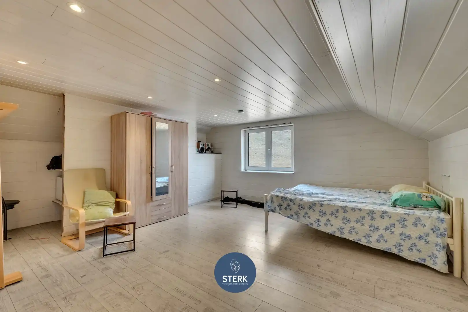 TE RENOVEREN WONING IN HET CENTRUM VAN MAASMECHELEN !  foto 17