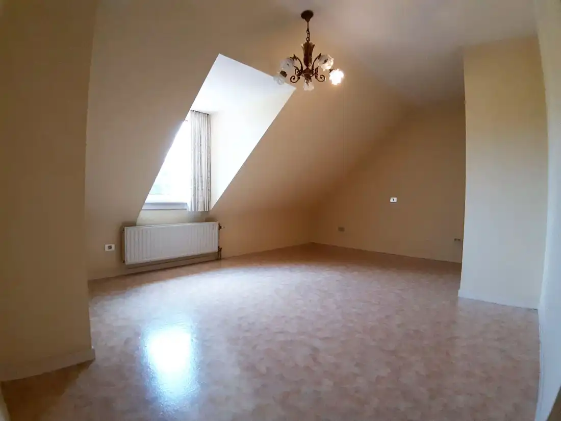 Ruim appartement op de 2de verdieping te Achel foto 23