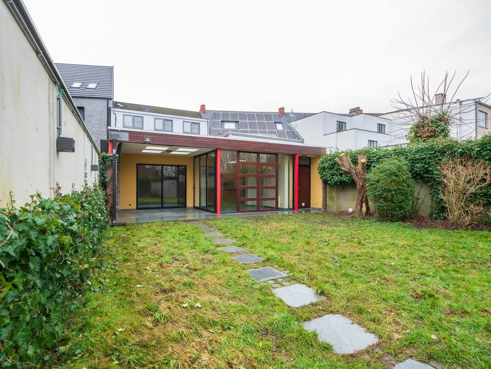 Gemengd gebouw foto 25