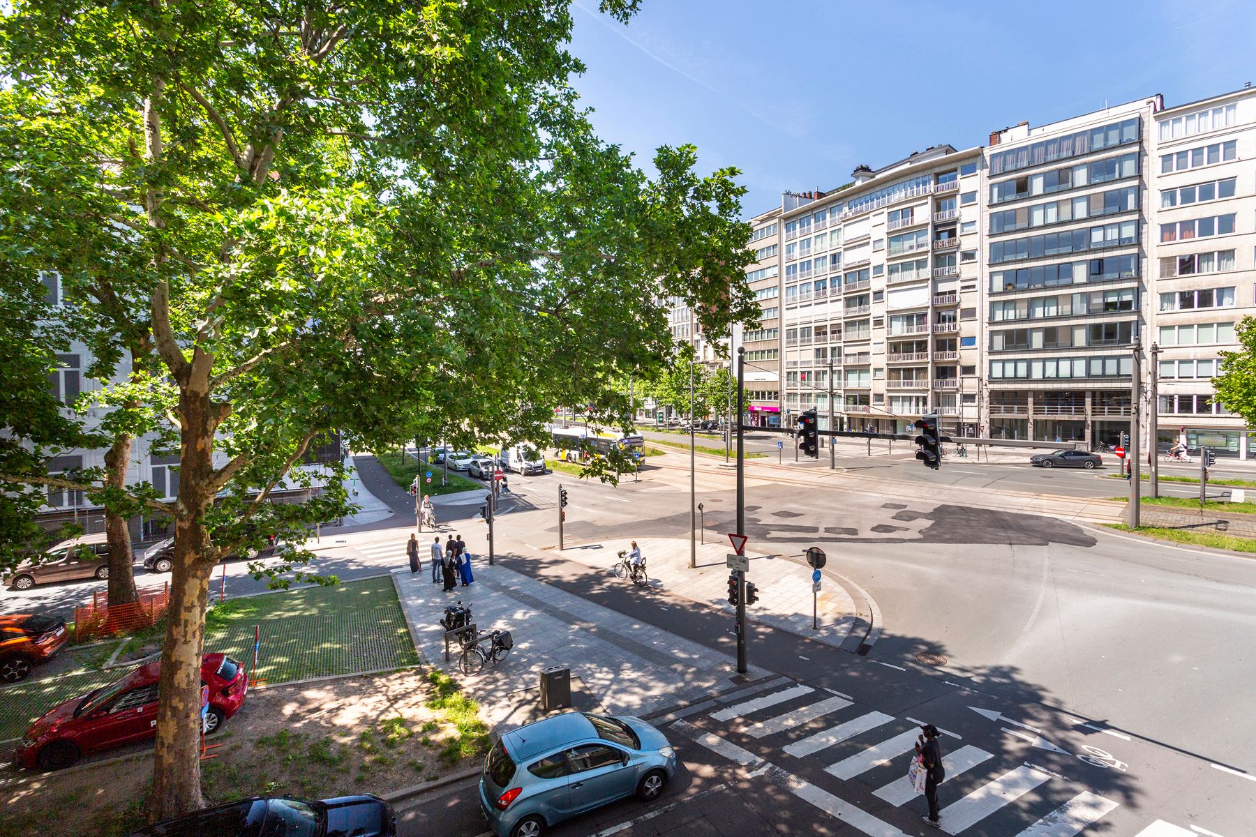 Charmant appartement met terras nabij Stadspark foto 9