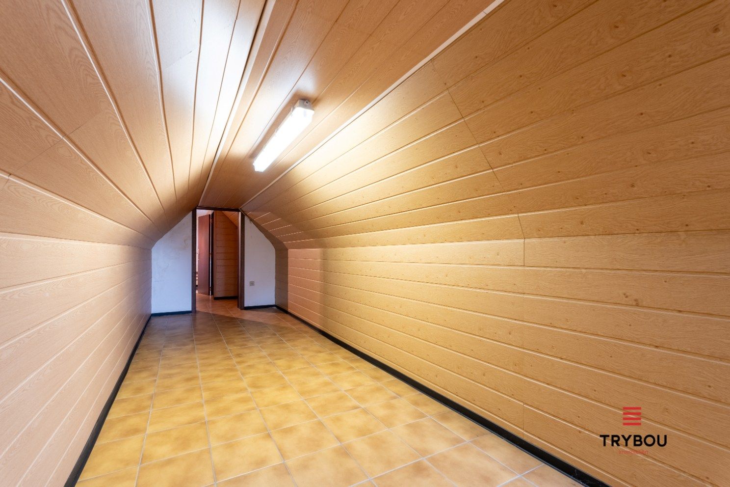 Gelijkvloerswoning met verzorgde tuin op ruim perceel van 860m² foto 13