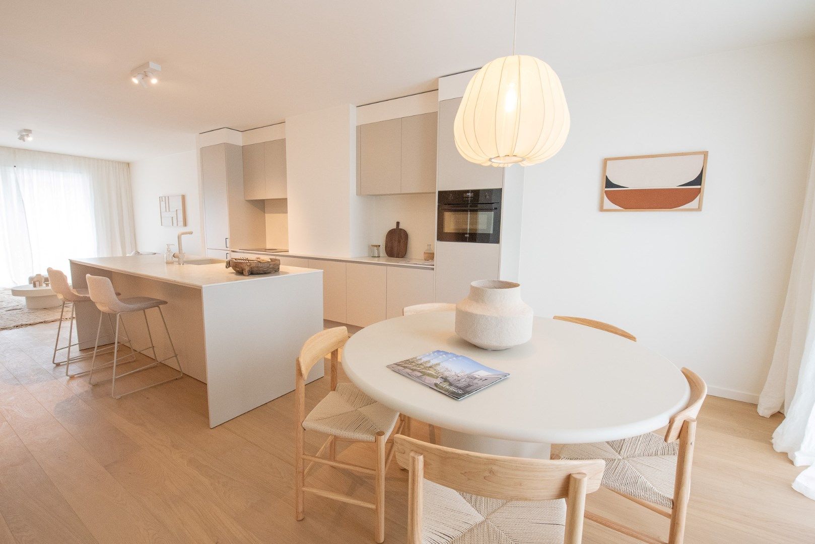 Mooi nieuwbouwappartement met terrassen voor- en achteraan foto 3