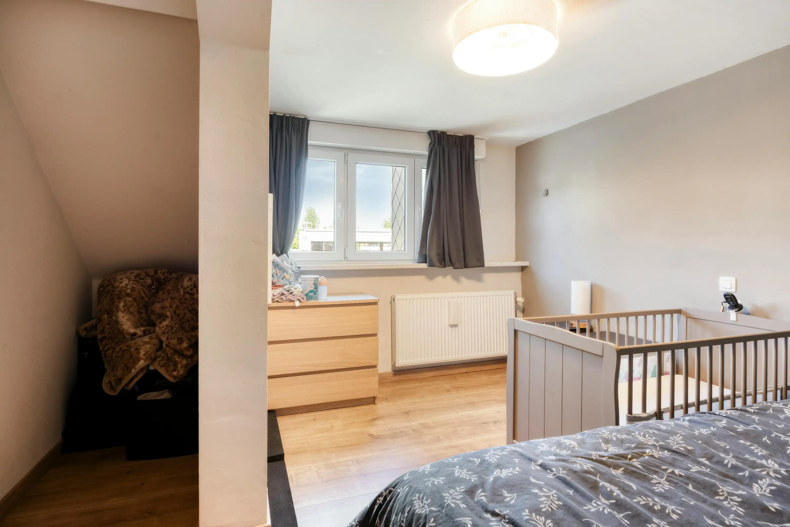 Gezellig en instapklaar huis te koop in Schoten foto 12