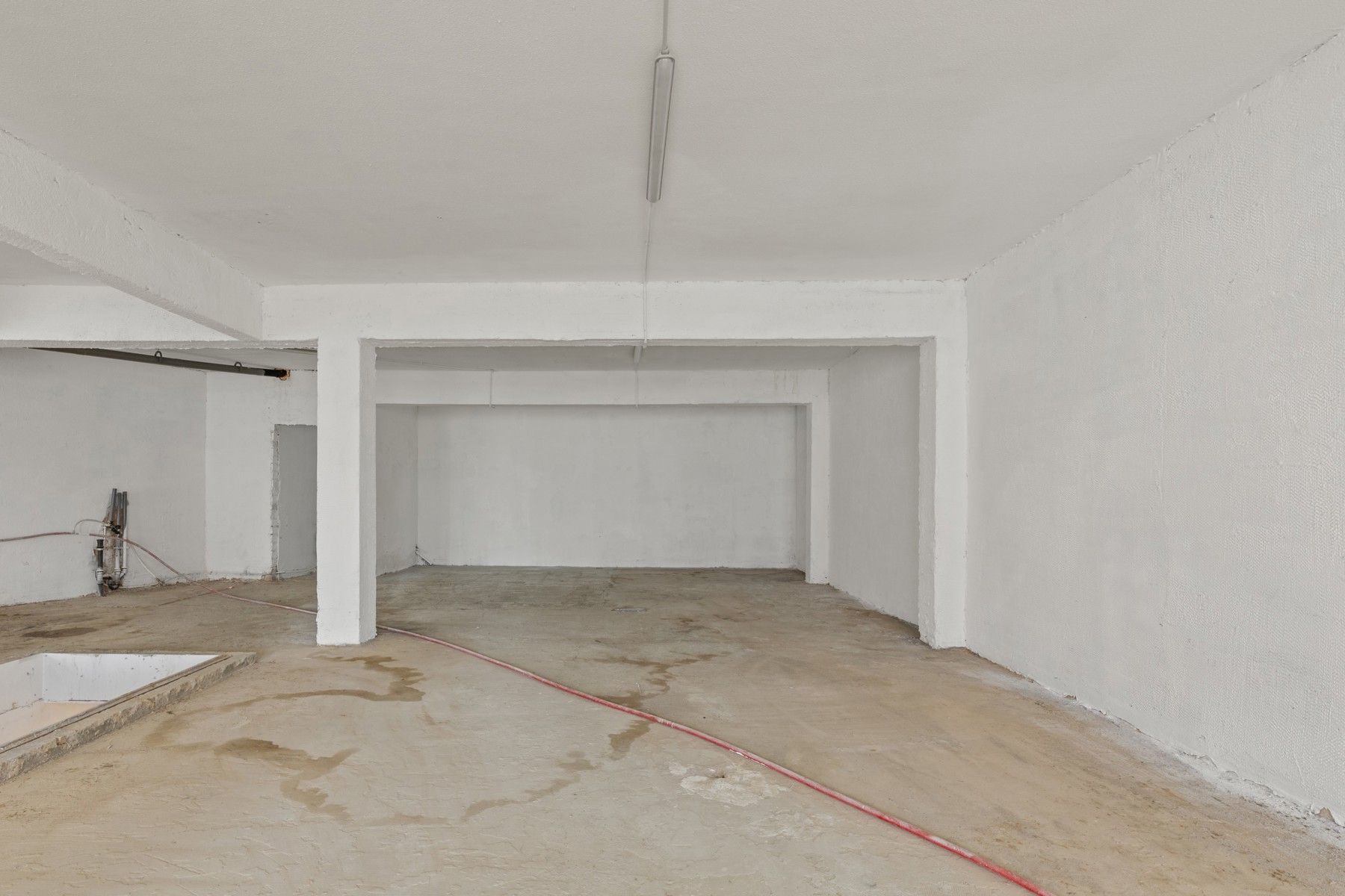 Casco commercieel gelijkvloers van 280m² foto 3