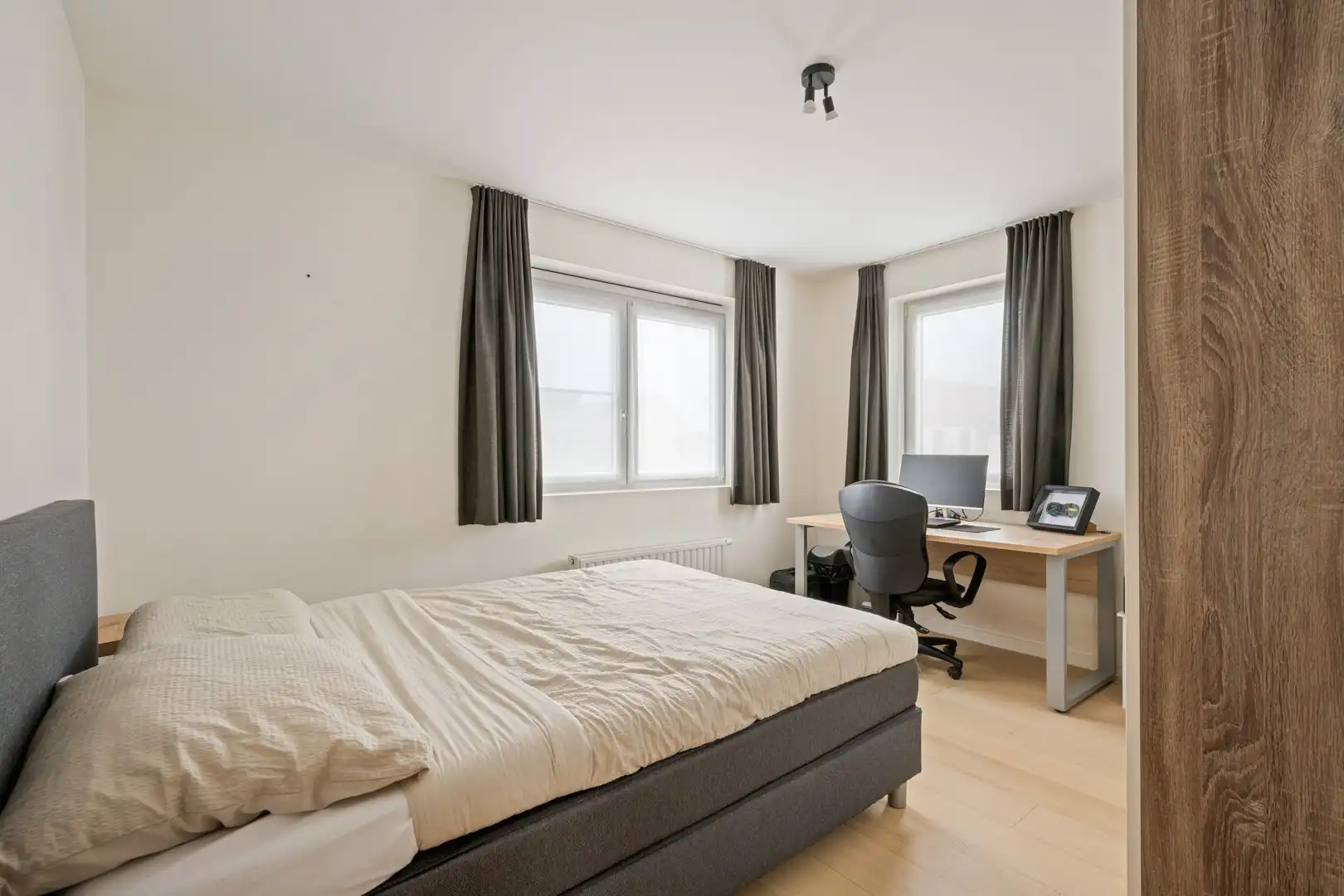 Recente, perfect afgewerkte villa met 4 slaapkamers te Roeselare foto 18