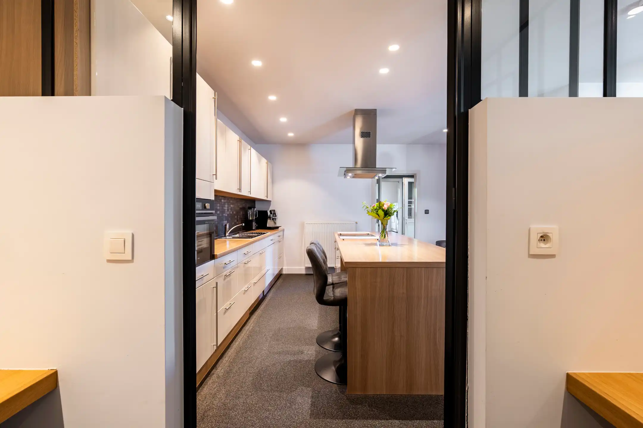 Instapklare en bijzonder verzorgde villa met 4 slaapkamers, 2 badkamers in Ravels foto 11