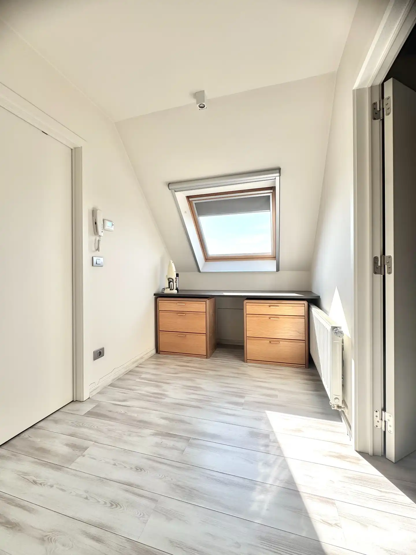 MAGAZIJN-CONSTRUCTIEHAL | KANTOOR | TRIPLEX APPARTEMENT | 1.147 M² foto 34