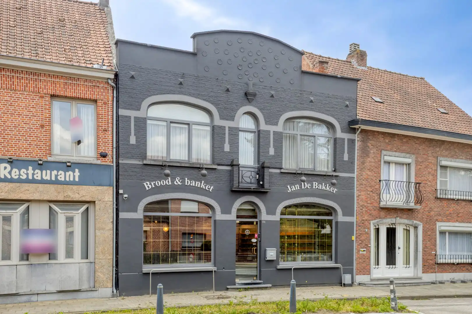 Karaktervol handelshuis met woonst op commerciële locatie in Mol-Gompel !  foto 39