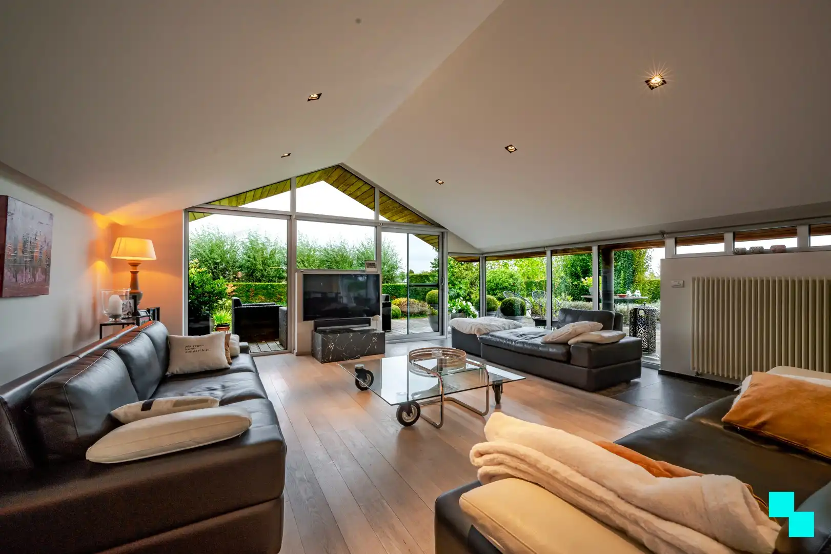 Prachtige gelijkvloerse woning op 6.036m² met verzichten in Kachtem foto 4