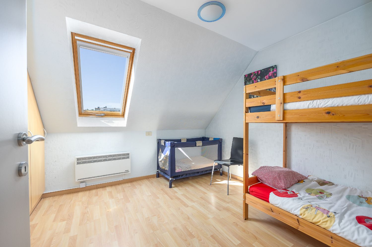 Uiterst ruim duplex-appartement op fantastische ligging foto 18