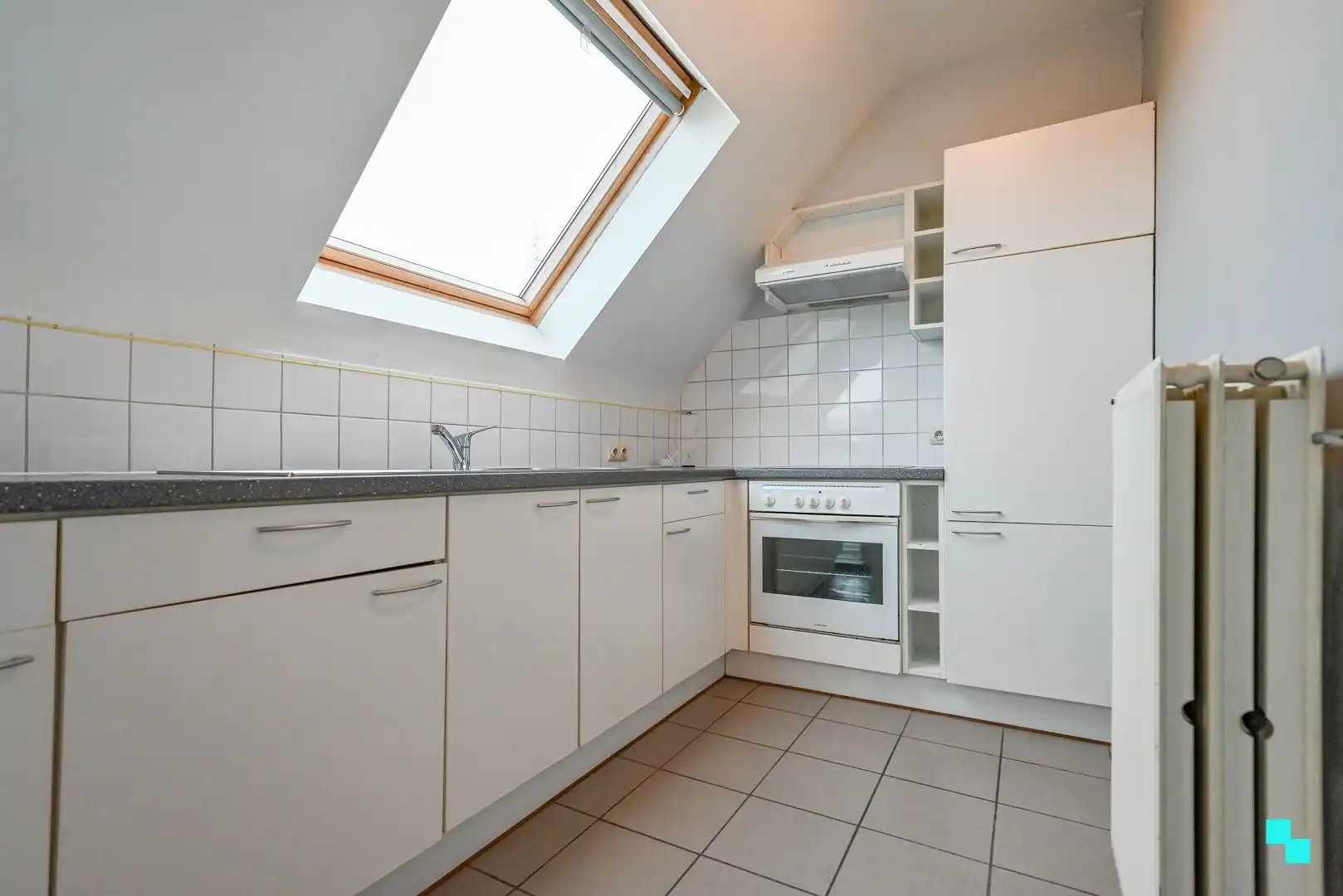 Ruim appartement met garagebox in hartje Izegem foto 7