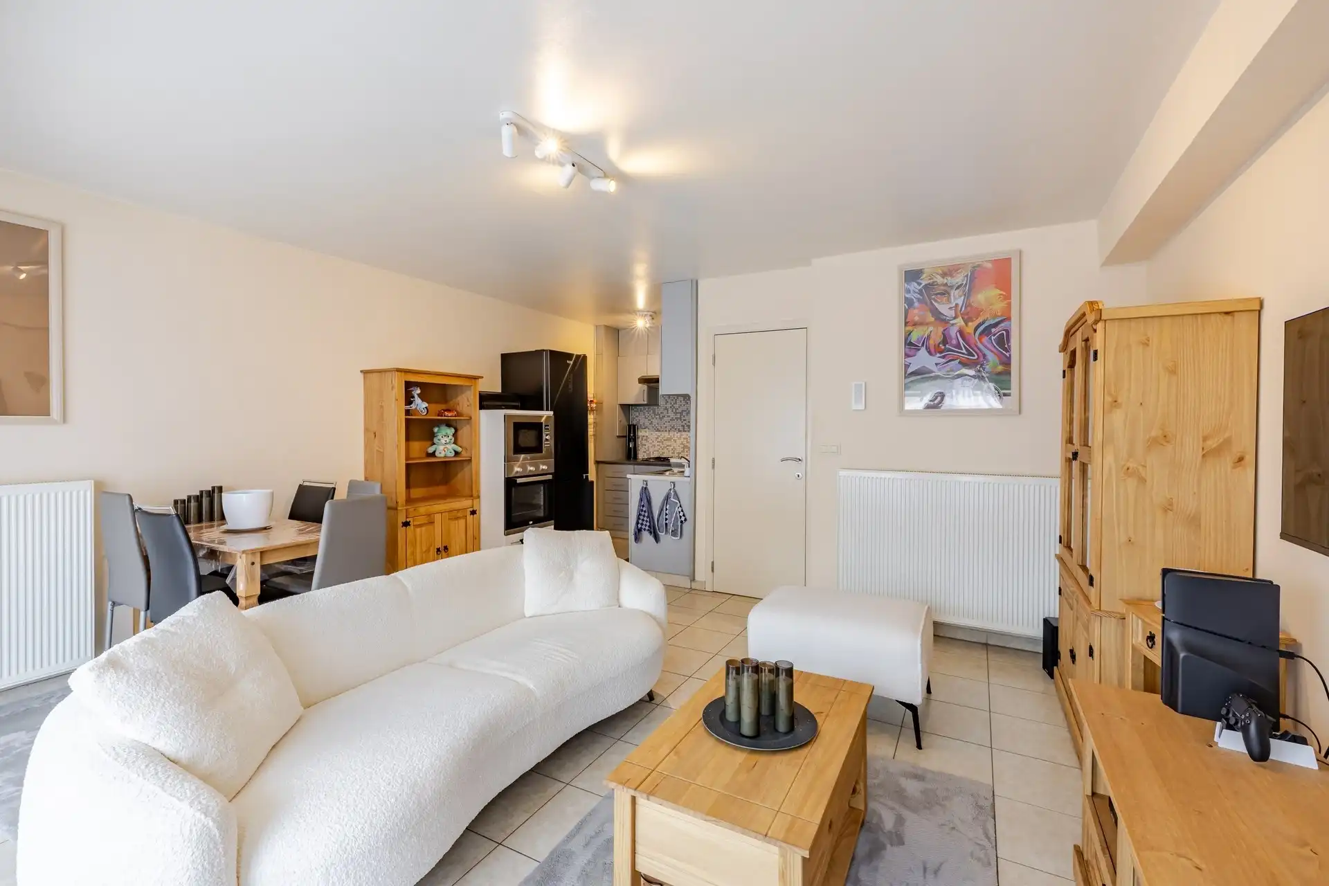 Instapklaar appartement met 2 slaapkamers foto 5