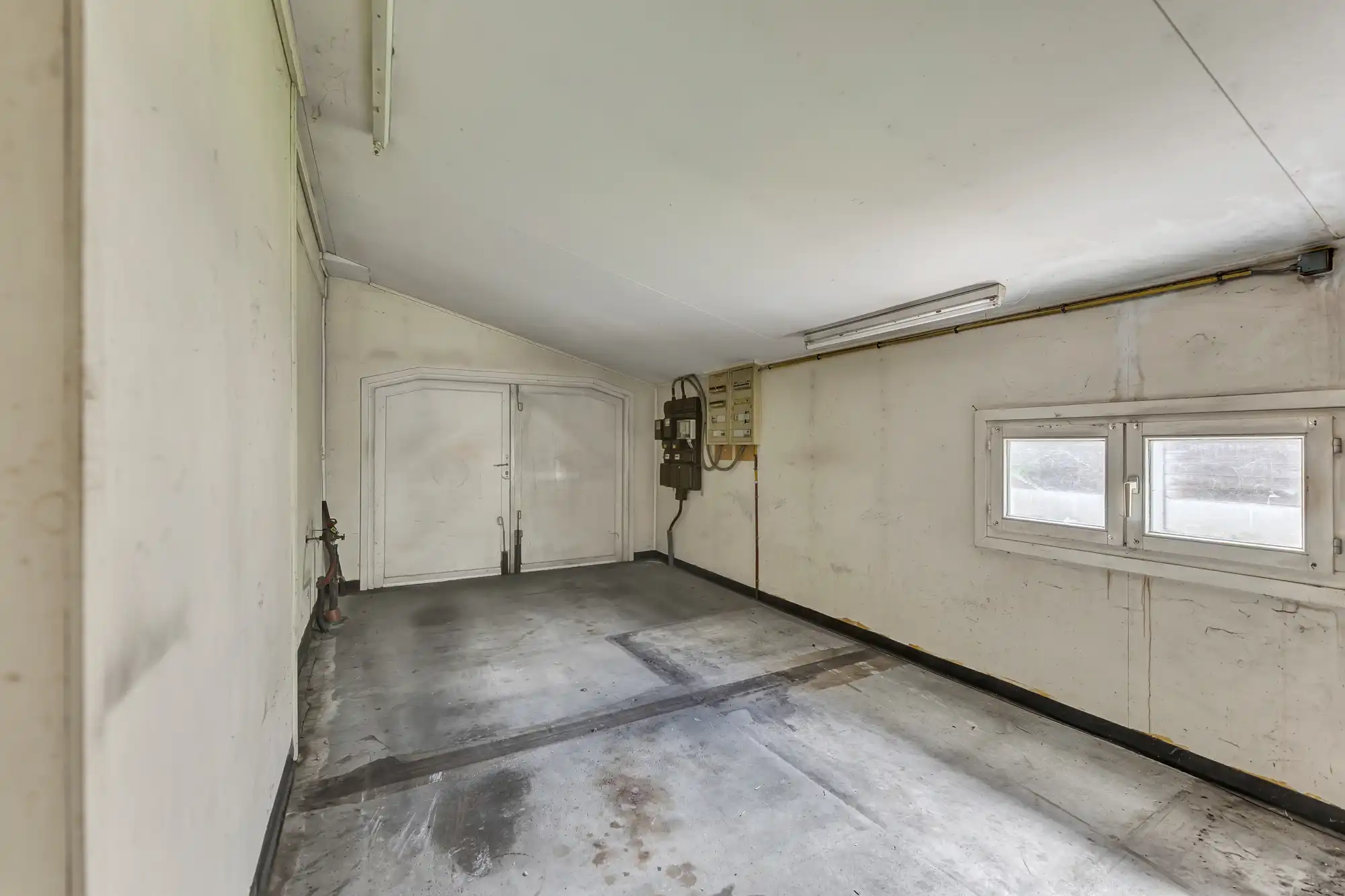 Op te frissen landelijke woning op rustige locatie foto 10
