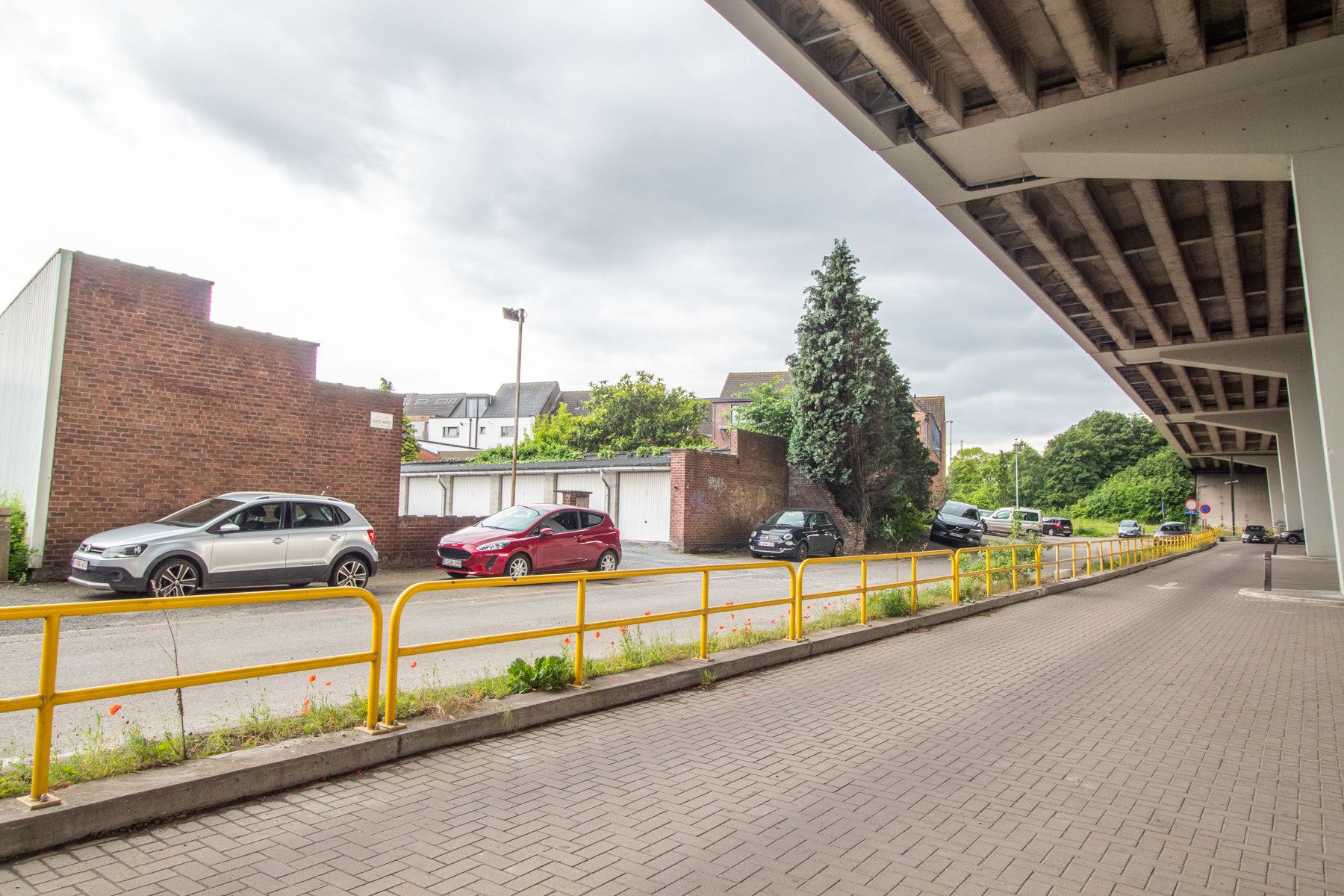 Garages te koop op centrale ligging te Gentbrugge foto 3