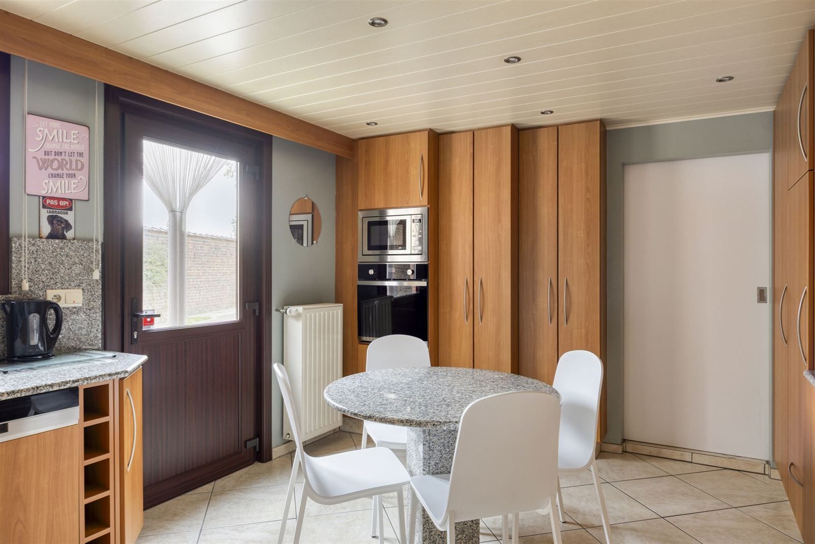 Woning met ruime loods te koop foto 10