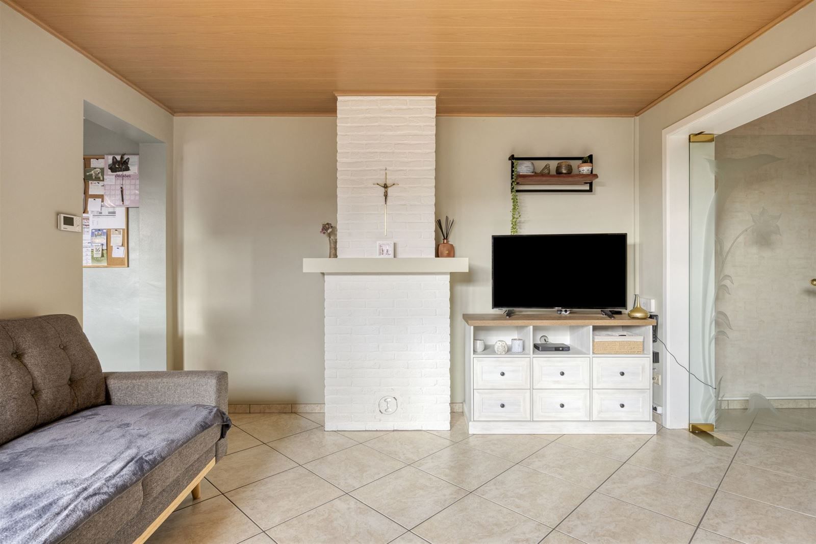 Woning met ruime loods te koop foto 10