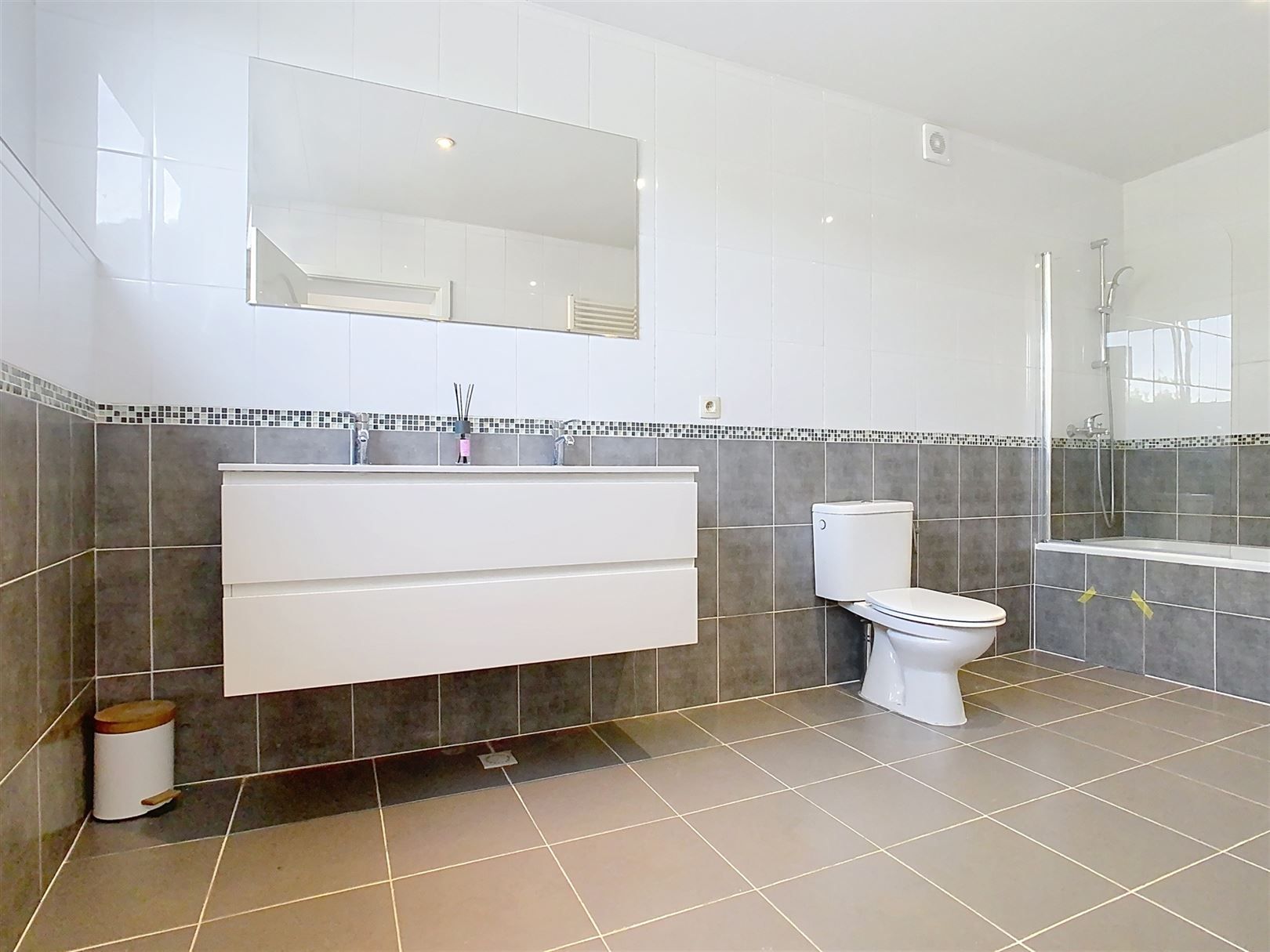 Geronoveerde woning, 3 slpks (+2) , terras, tuin, 4a 85ca foto 34