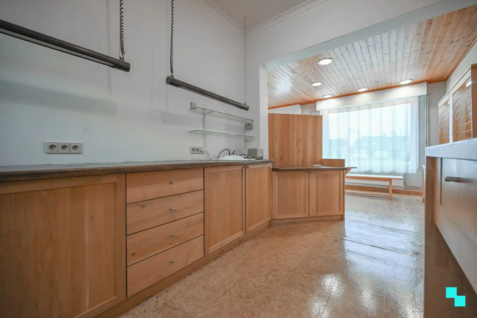 Handelspand op prima zichtlocatie nabij centrum Ingelmunster foto 6