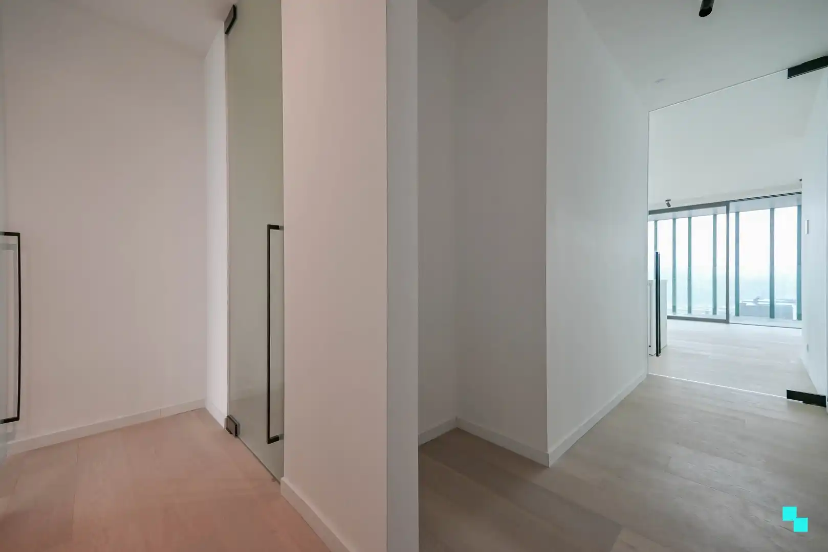 Nieuw, stijlvol appartement met uniek parkzicht foto 13
