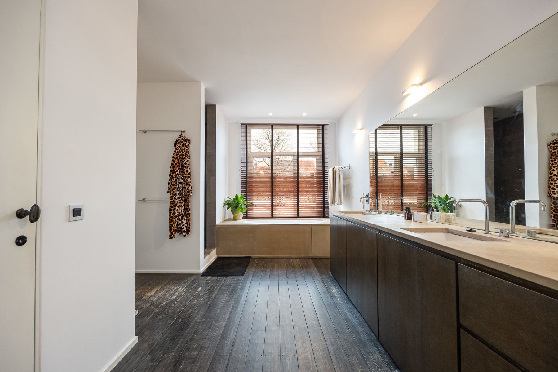 Instapklare woning met grote buitenruimte in Harmoniewijk foto 12