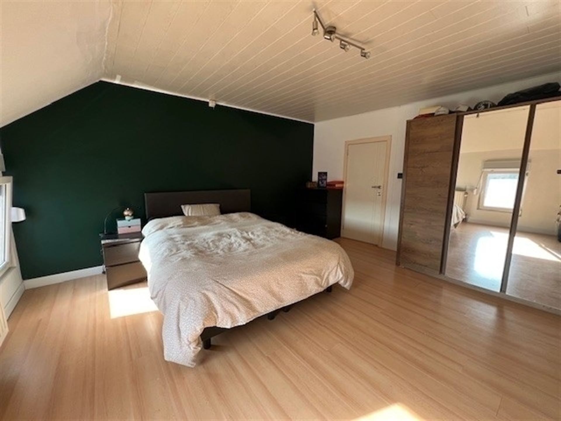 Gezellige woning met tuin en garage! foto 12
