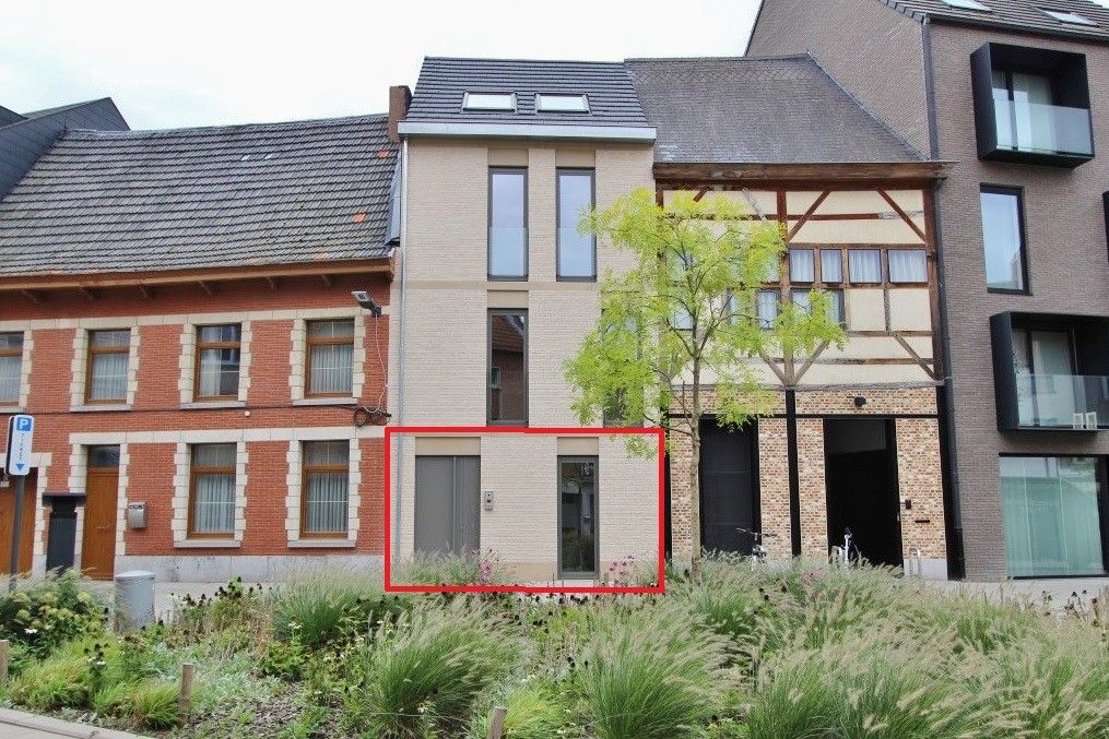 Nieuwbouw éénslaapkamerappartement in het centrum van Sint-Truiden! foto 1