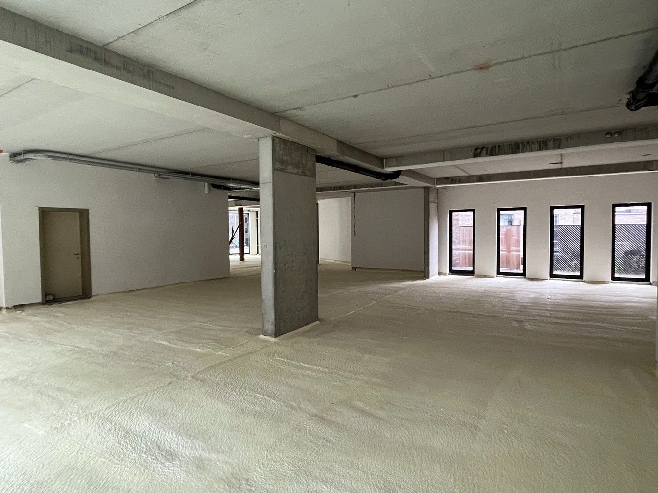 196m² Kantoorrruimte met terras foto 5