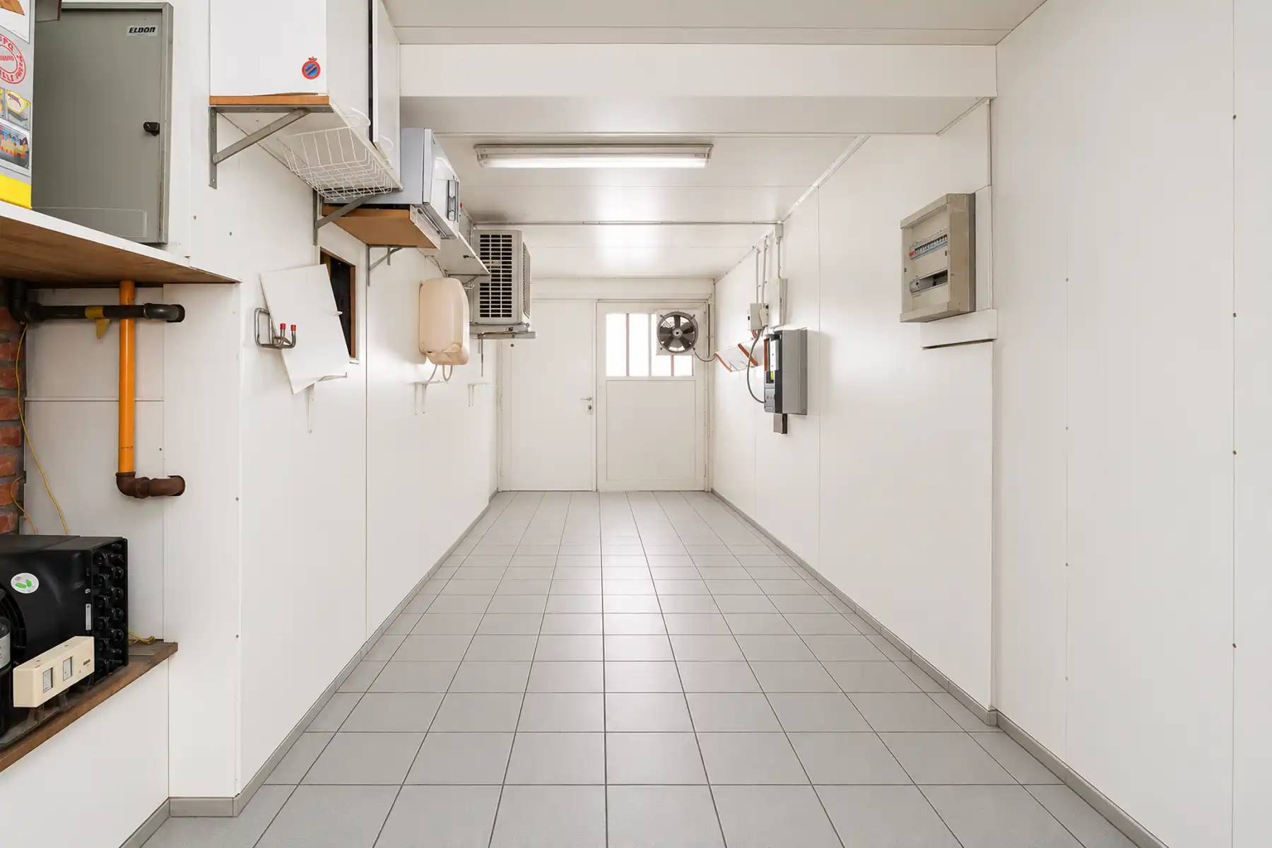 Hoekpand handel en wonen, projectgrond  foto 3