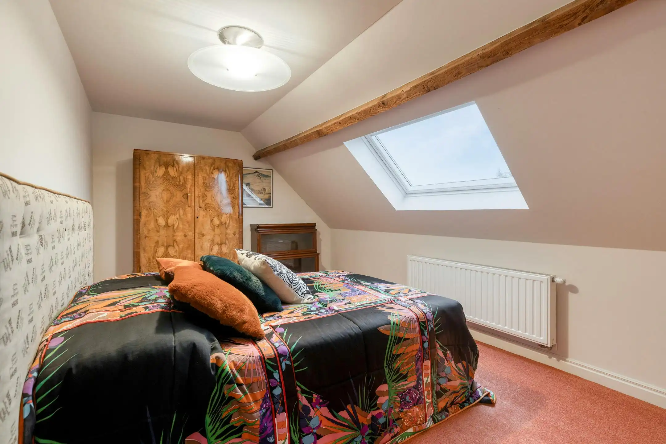 Klassevol huis met 5 slaapkamers, 3 badkamers, garage en ruime tuin te Sint-Kruis (Brugge) foto 18