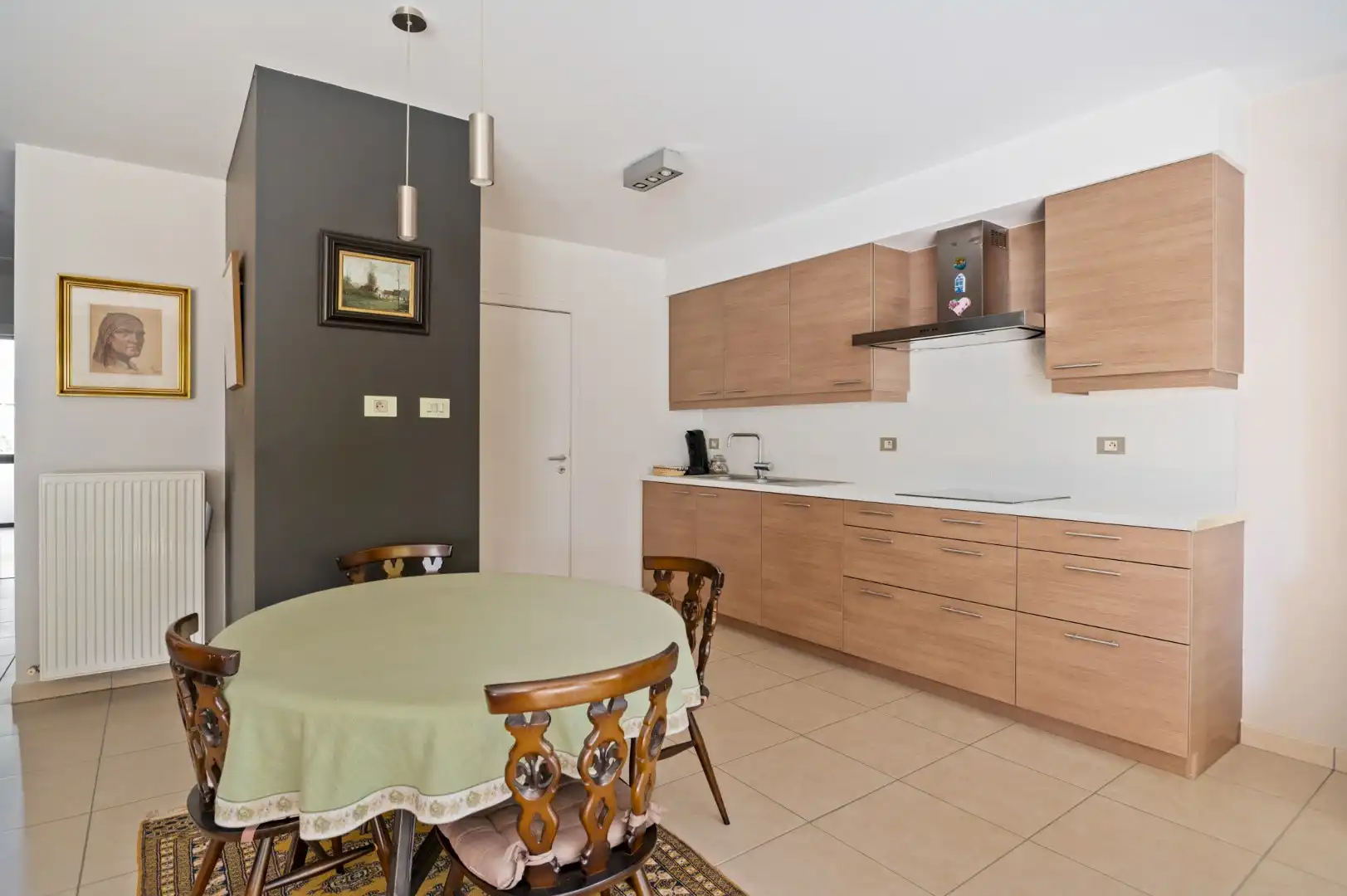 Ruim en comfortabel wonen met zuidtuin nabij het centrum van Schoten! foto 10