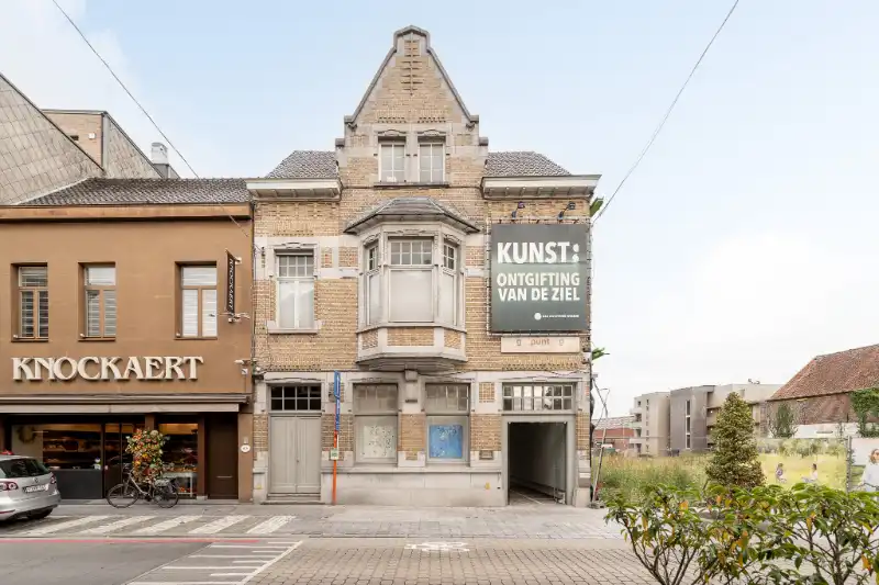 Commerciële ruimte te koop Sint - Amandsstraat 47-49 - 8800 Roeselare