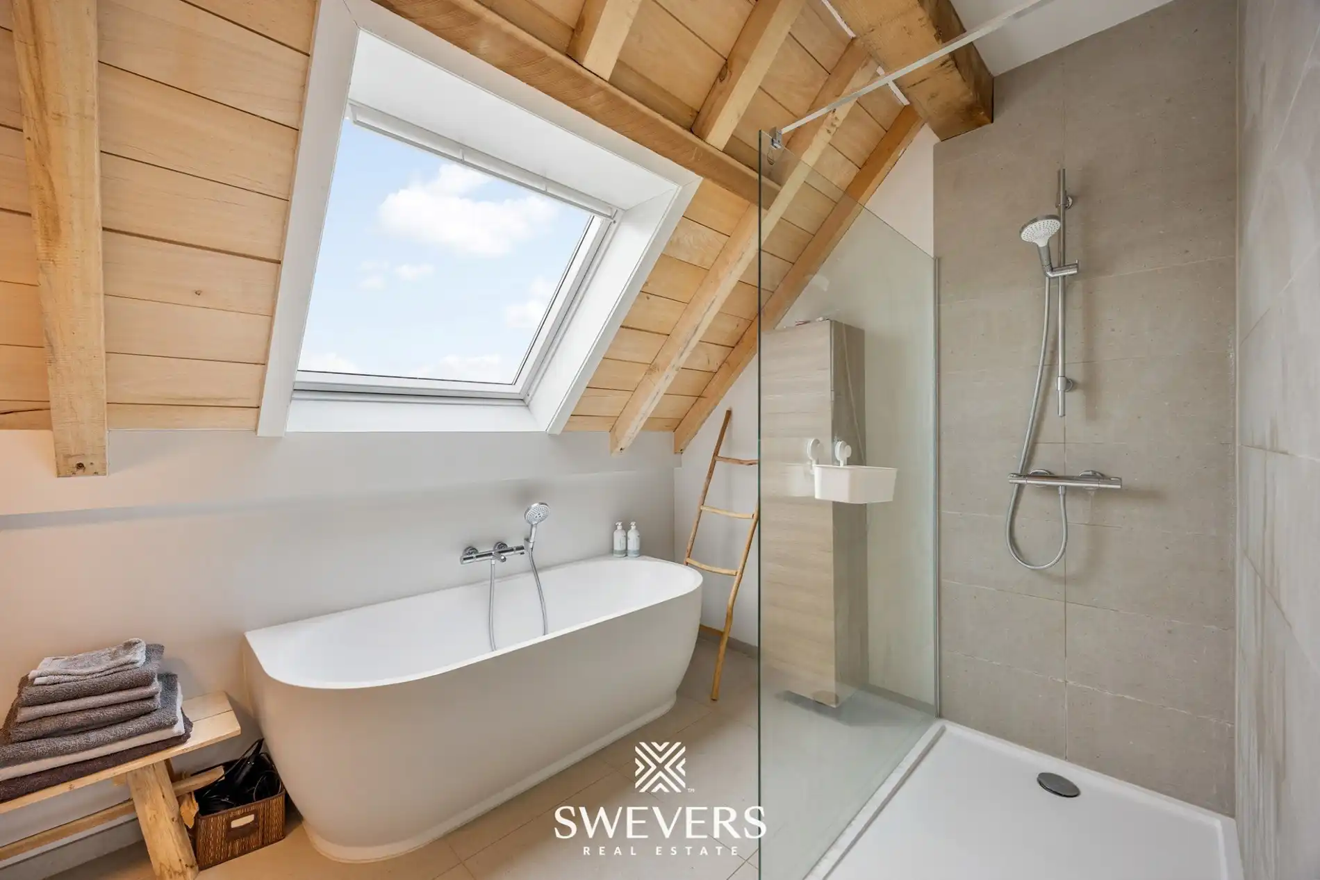 Comfort, luxe en energiezuinigheid in een recente woning te Kortessem foto 25