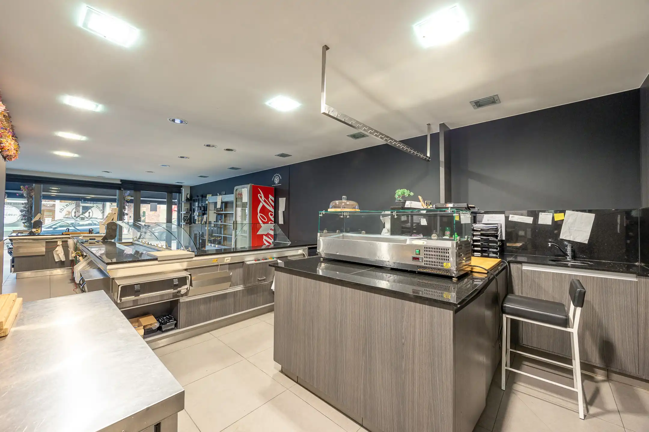 Modern handelsgelijkvloers in het centrum van Lint (115m²) foto 4