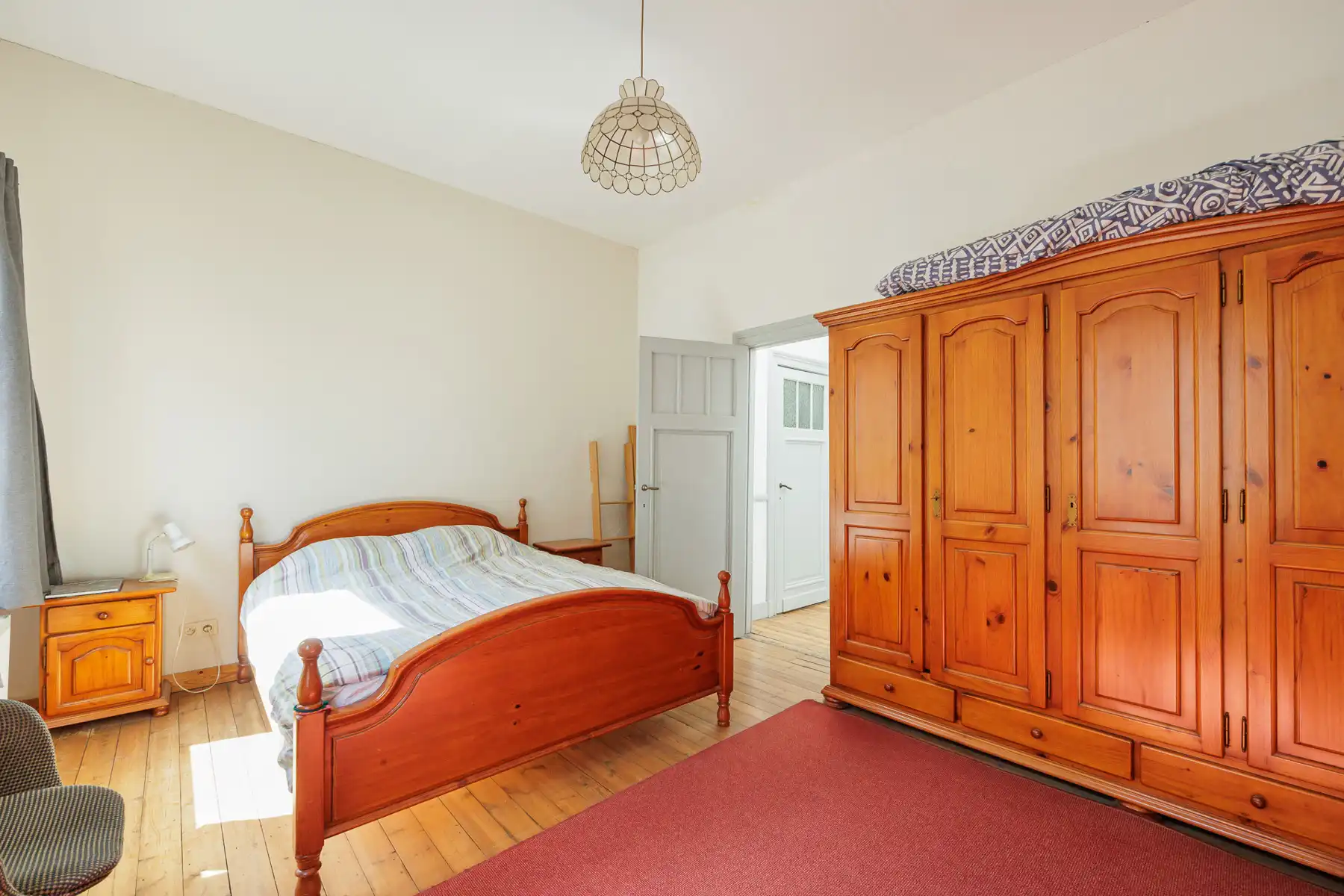 Grote woning met achterhuis in het leuke Berchem foto 9