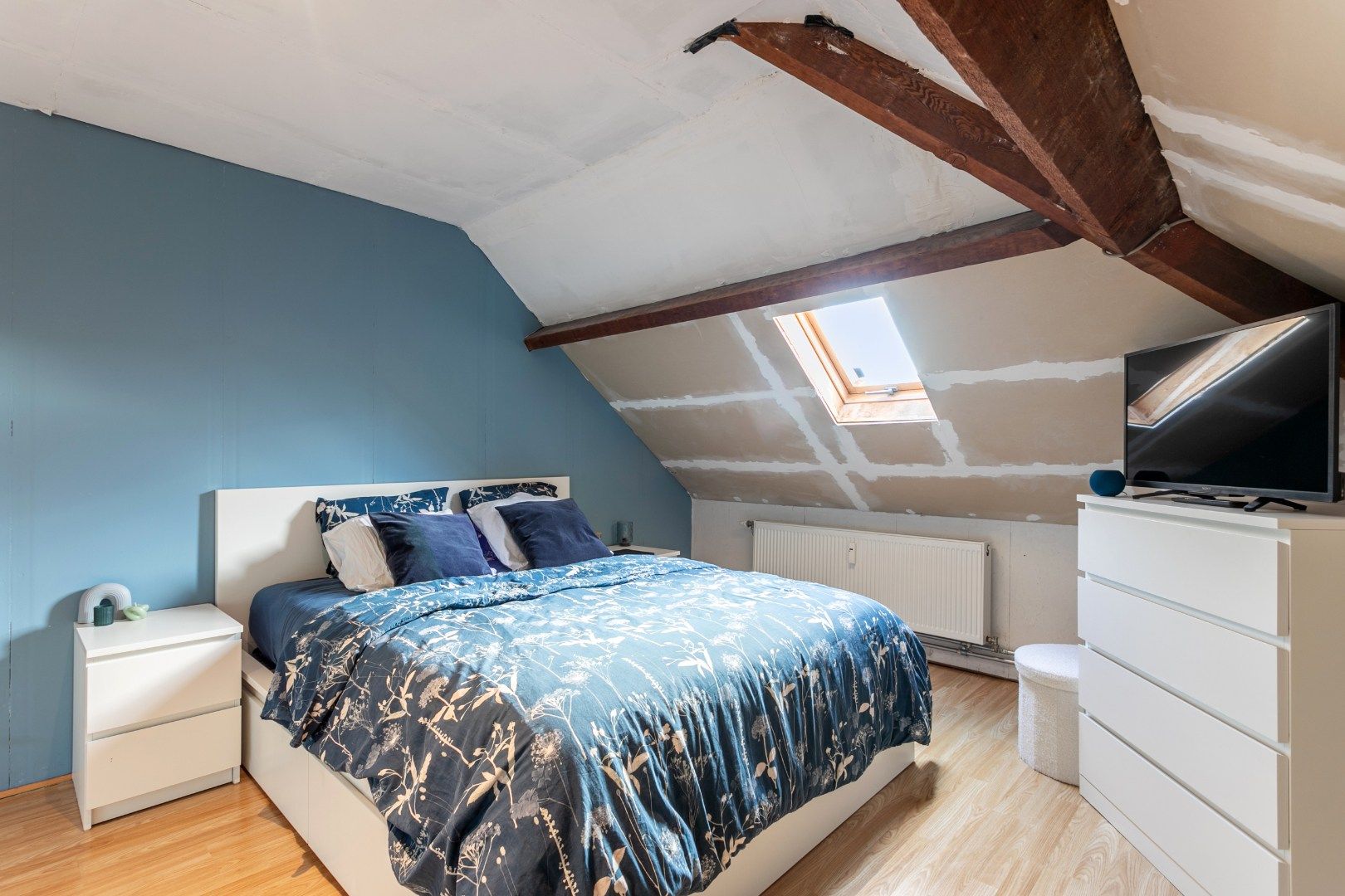 App 200m² met 3 slpks, terras en autostaanplaats te Halle foto 20