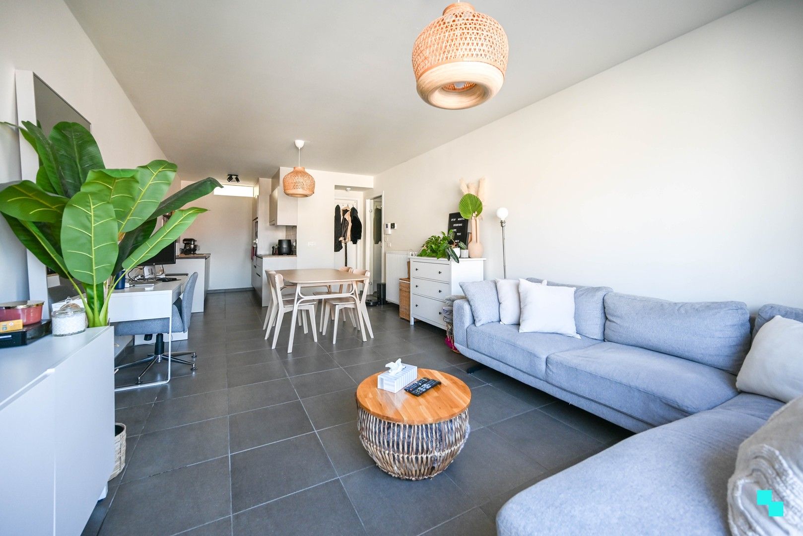 Lichtrijk appartement te huur nabij centrum Harelbeke foto 3