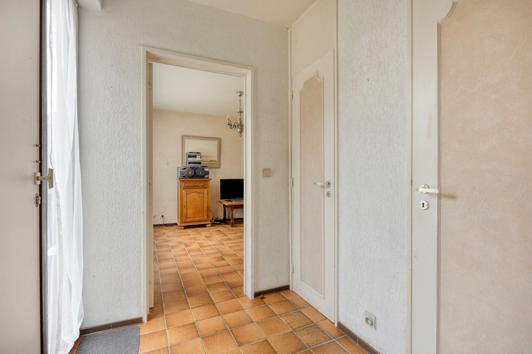 In de geliefde Tweebunderswijk woning met 4 slaapkamers, garage en tuin foto 6