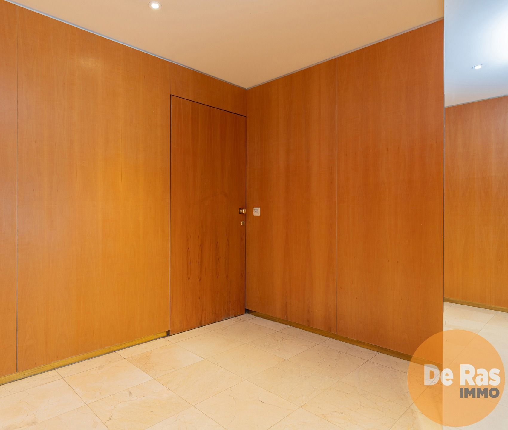 GENT - Leuk, centraal gelegen appartement met 1 slaapkamer foto 14