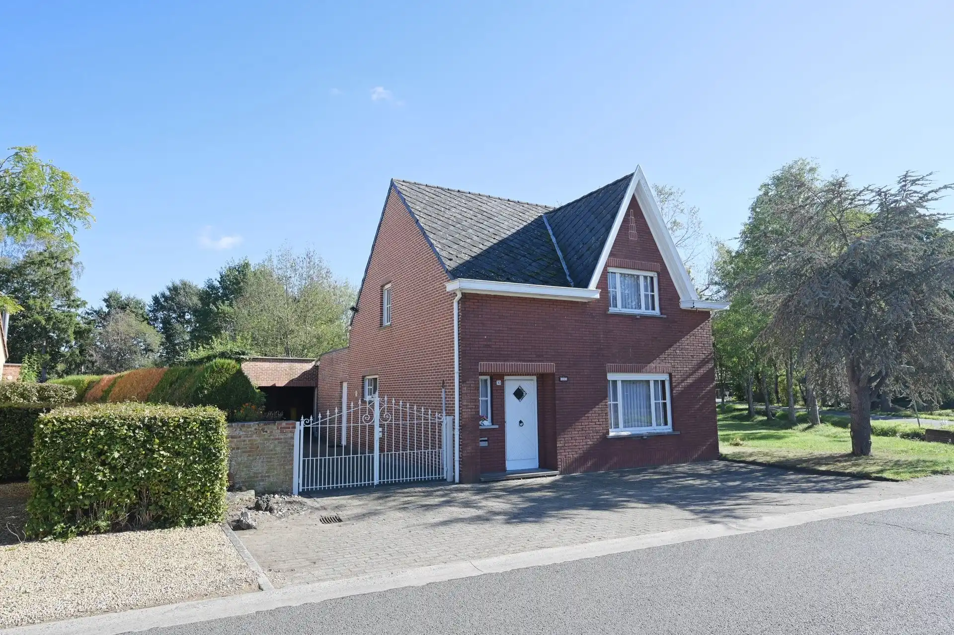 Te renoveren open bebouwing op 1.005 m² in Heultje.  foto 23