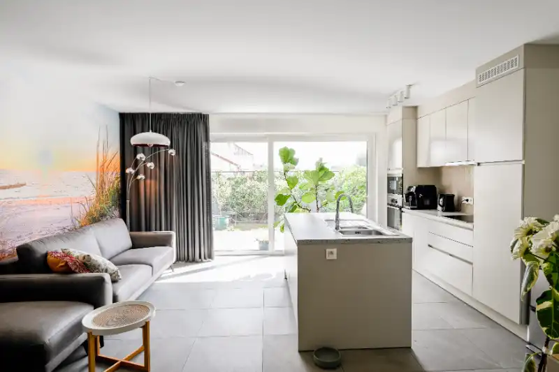 RECENTE ENERGIEZUINIGE RIJWONING MET 3 SLAAPKAMERS AAN DE VAART - FORT 9 foto 3