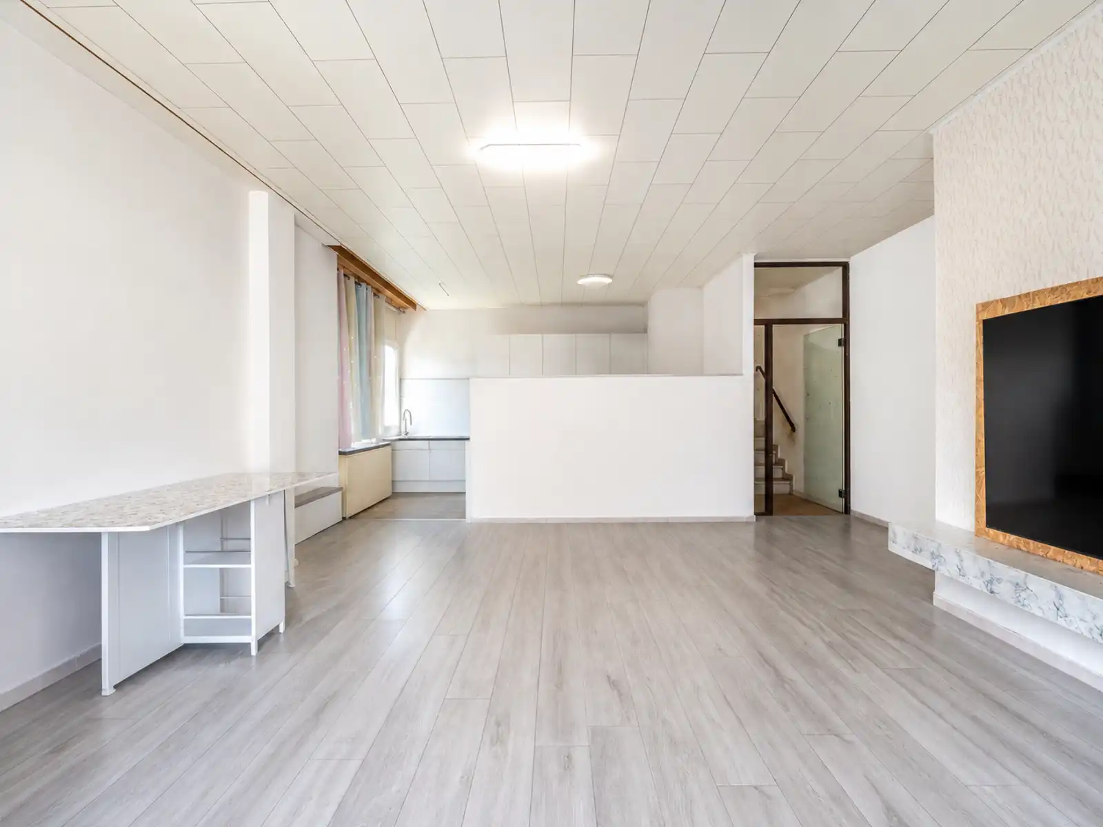 Appartementsgebouw met 2 unit en garage  foto 5