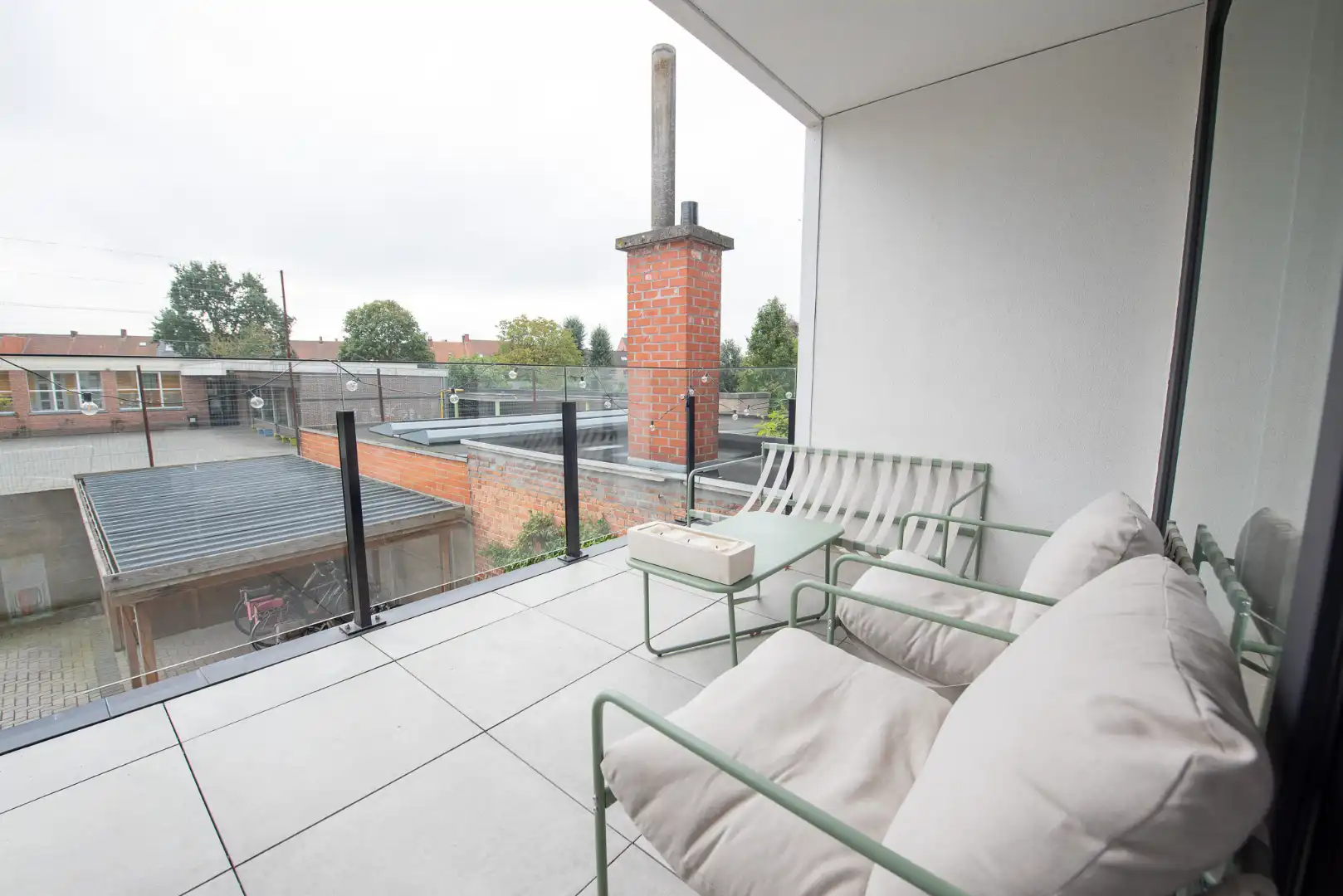 Recent 2 slaapkamer-appartement TE KOOP op ’t Gaverke in Waregem! foto 9