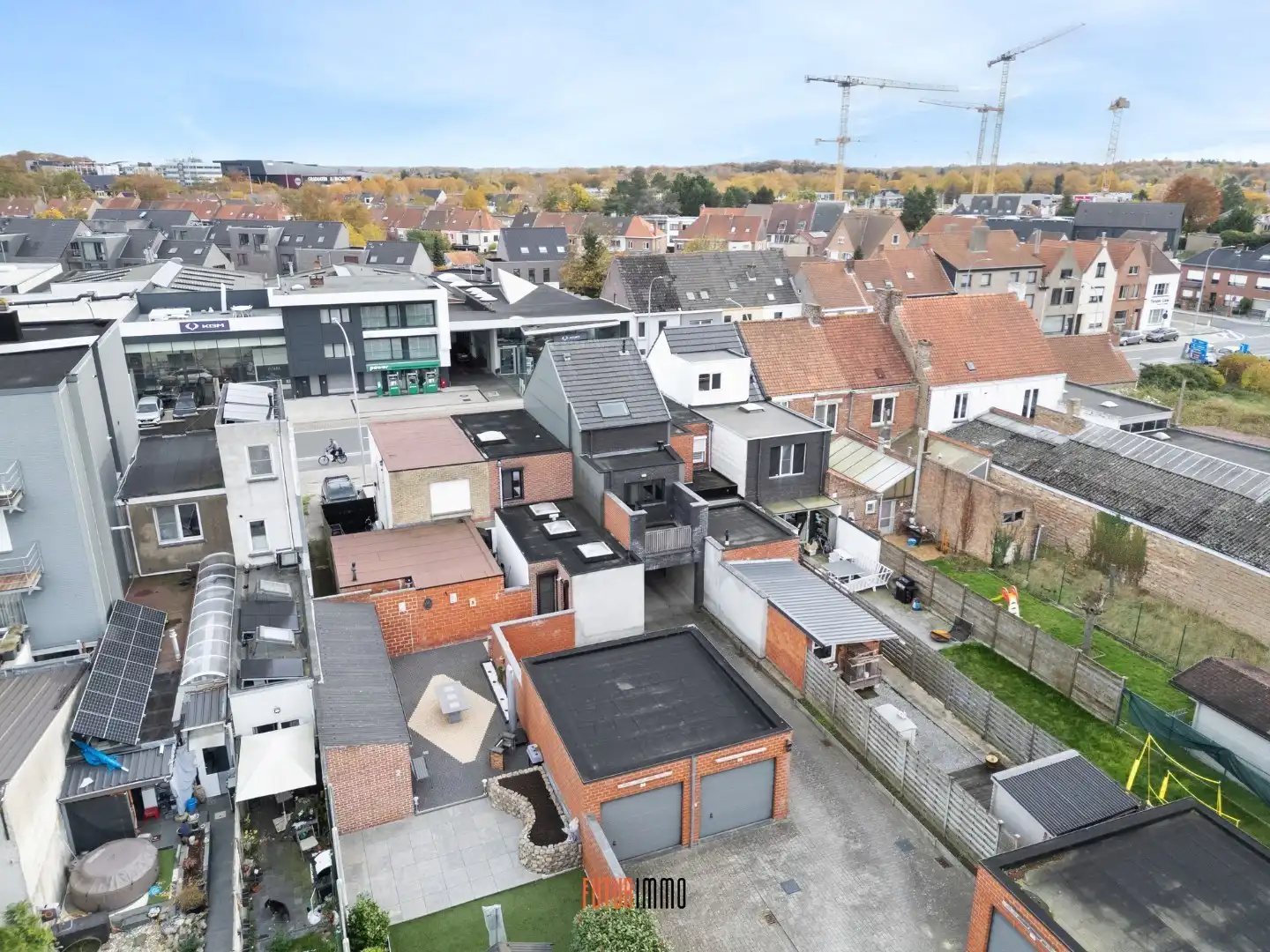 Opbrengsteigendom: duplexappartement + 12 garages foto 21